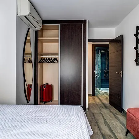 Dreams Port Apartment